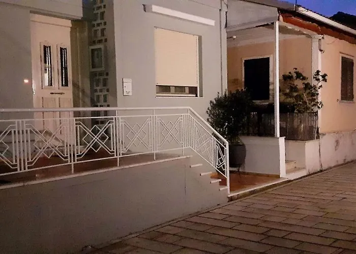 The Street House Lefkada City